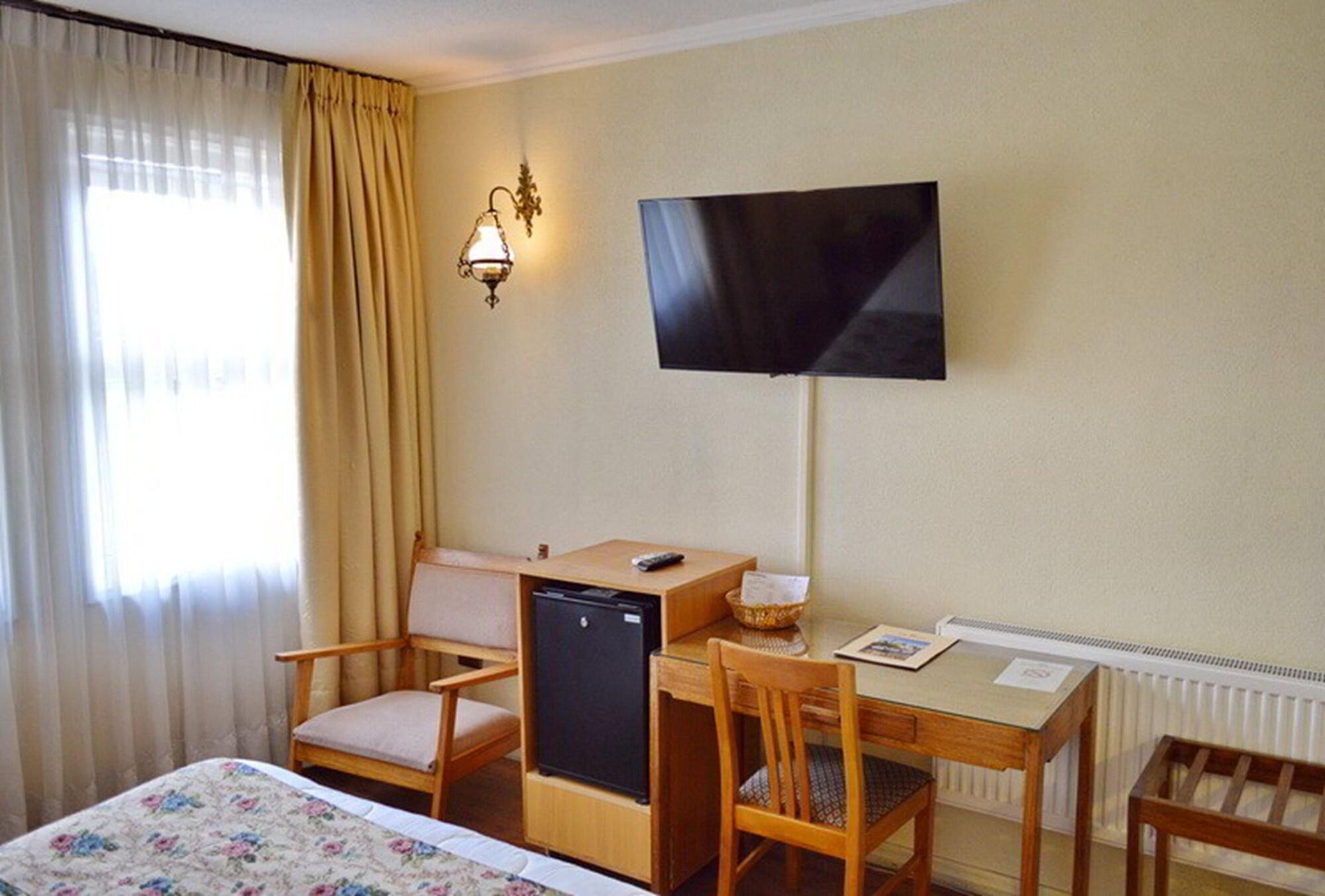 Hotel Melillanca Валдивия Екстериор снимка